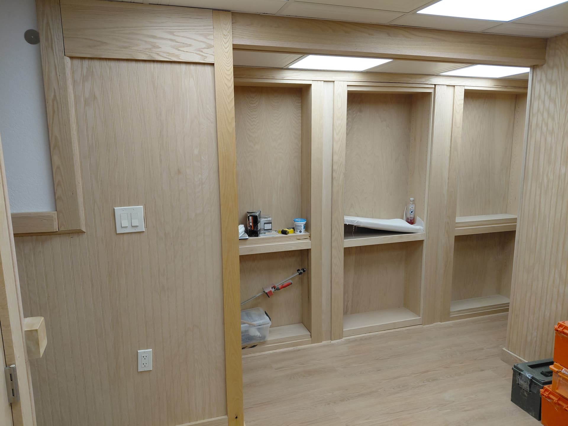 Oak Room Creation with Hidden Safe Room