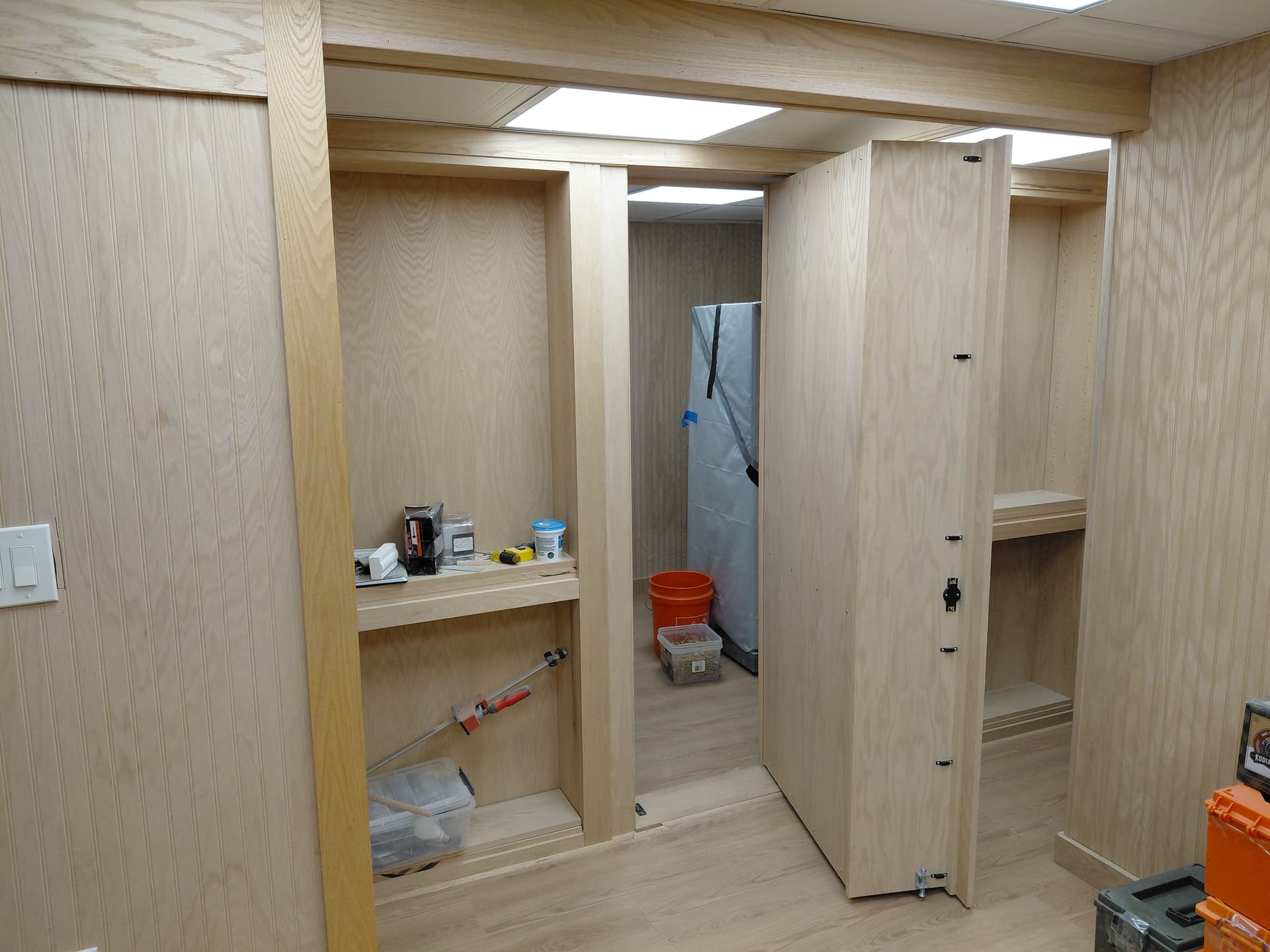 Oak Room Creation with Hidden Safe Room