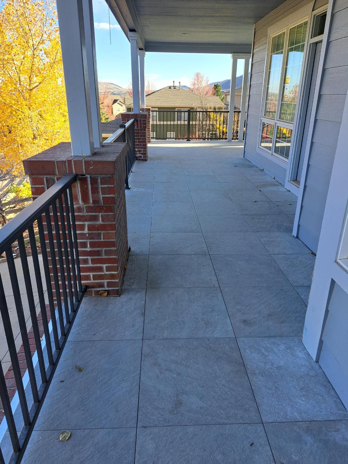 Gallery photos for Elegant Outdoor Spaces with Grey Tile Patios: Image #1